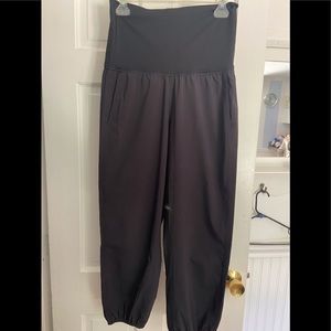 Lululemon light weight pant